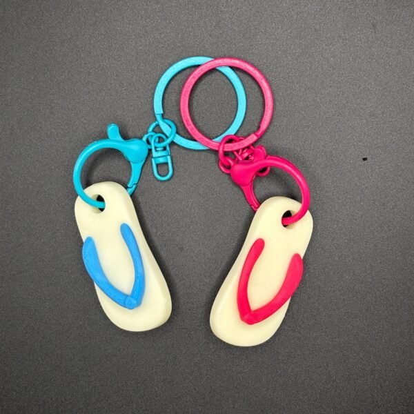 Couples Flip Flop Keychain Set – Beach Vacation Gift, Cute Anniversary Gift for Him or Her, Matching Keychains for Boyfriend Girlfriend